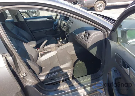 2017 Volkswagen Jetta 1.4T Se z USA, uszkodzony, nr VIN 3VWB67AJ6HM300526